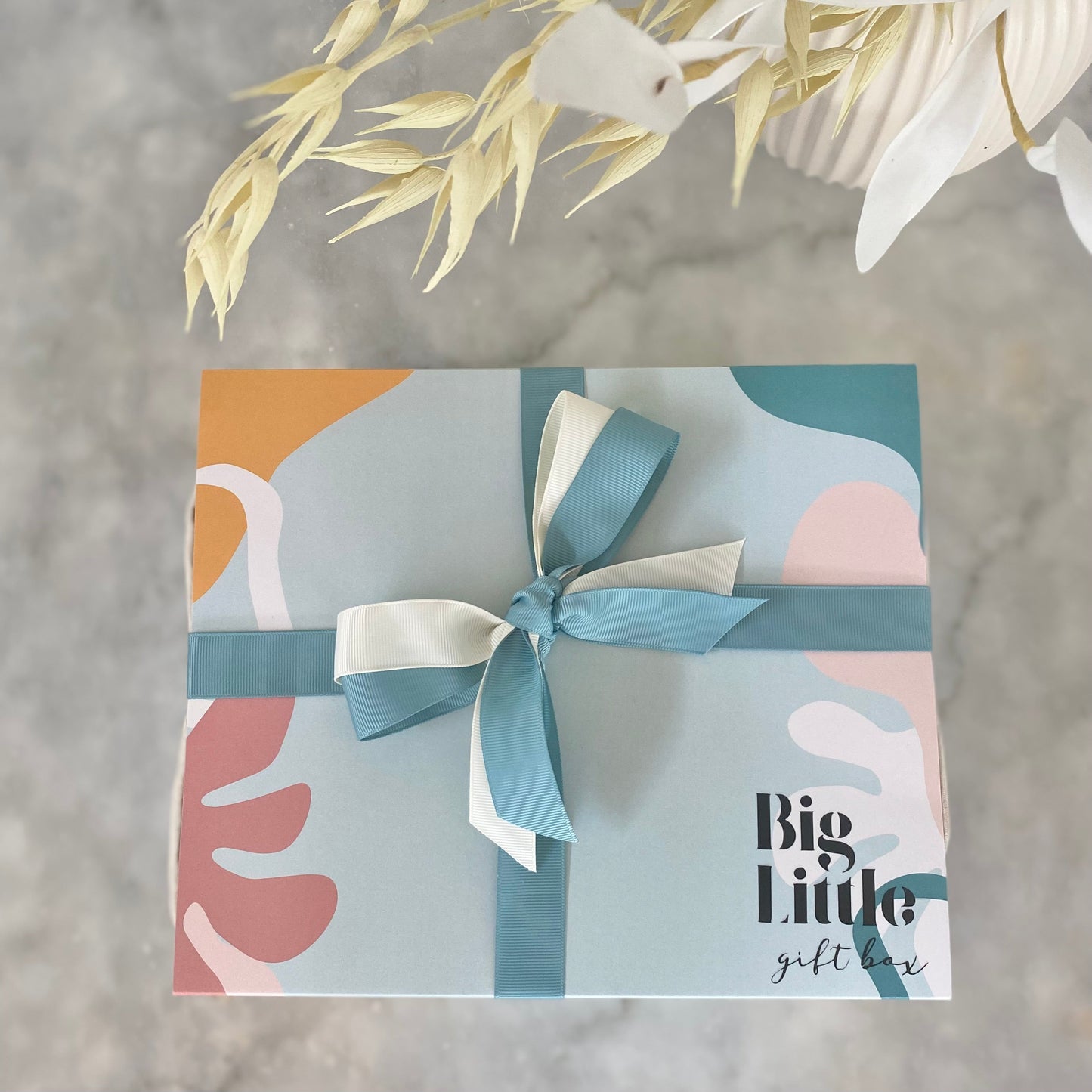 Gift box NZ | Empty gift box | New Zealand made products | Box for a gift | If you need a larger box for your gifts then here it is! Our larger size mint petals fabric box is the perfect choice! Handcrafted by Big Little Gift Box. Made from high-quality cotton fabric in a delightful mint green design.