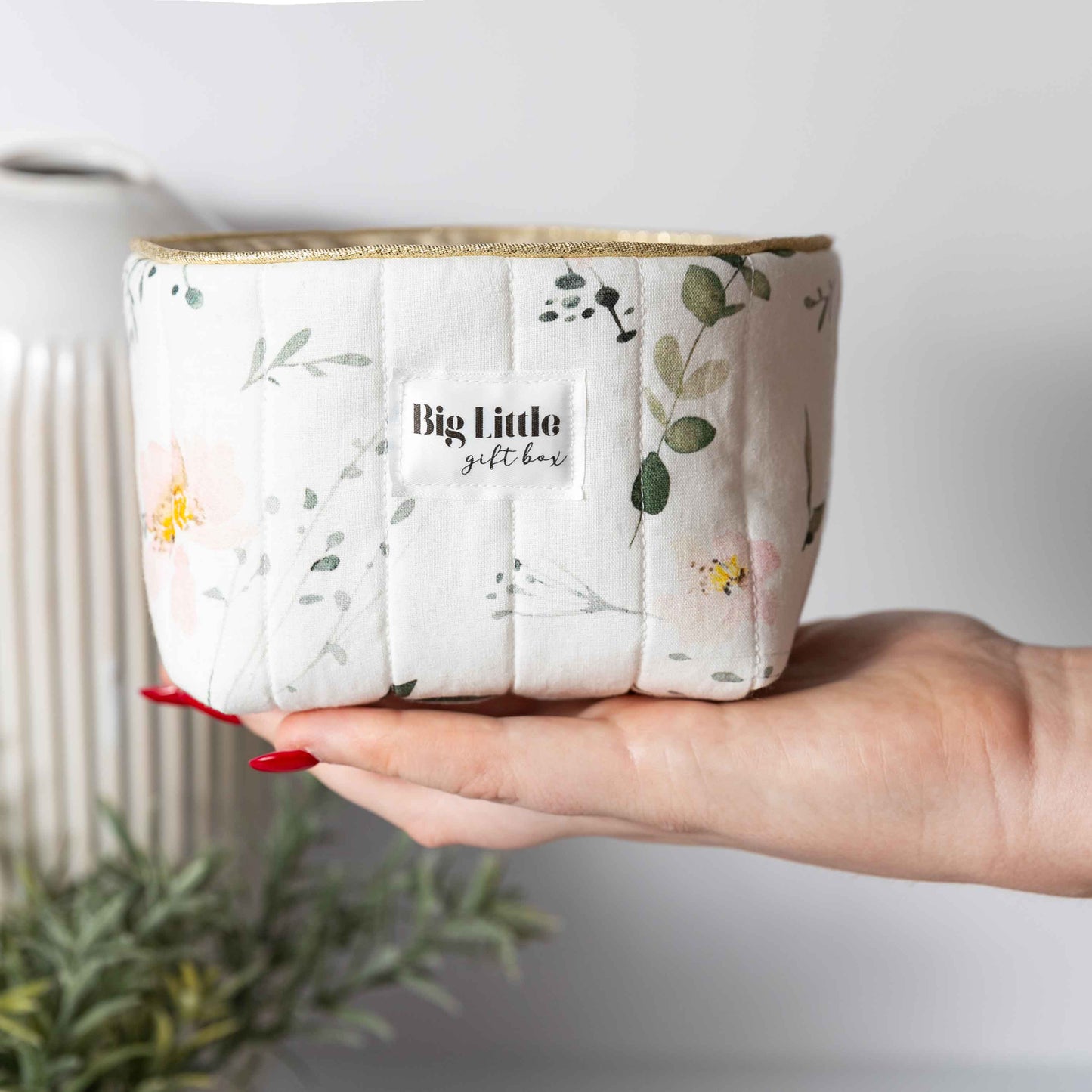 Fresh Beginnings Gift Box NZ – inspire growth NZ-made seeds, soap, organic wash cloth, keychain & tea. Eco-friendly, sustainable.