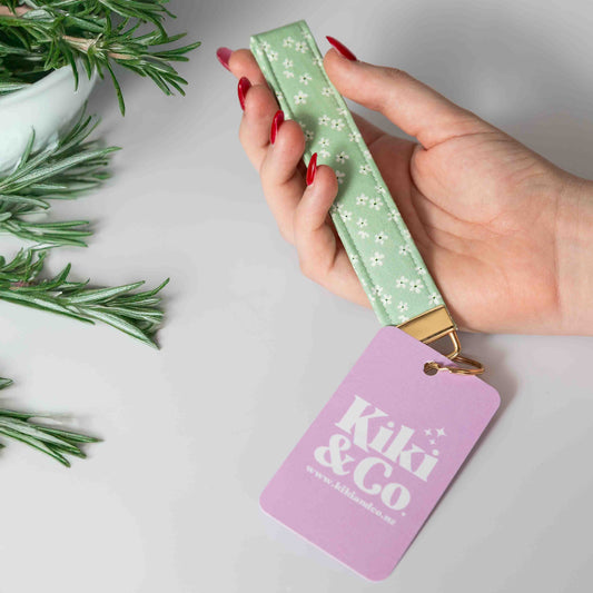 Kiki & Co Mint Daisy Key Chain