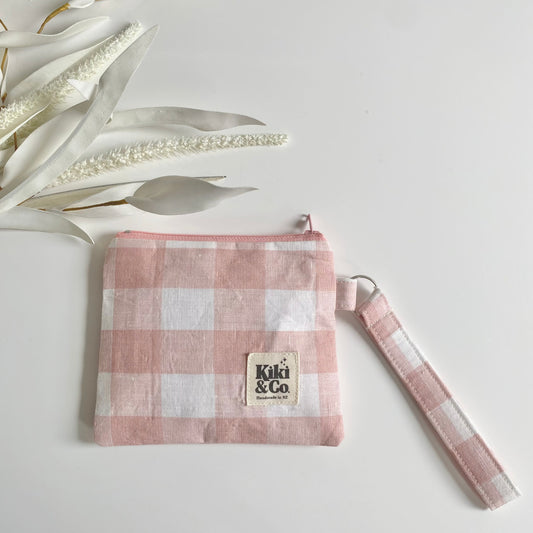 Pink and White Gingham Zipper Purse