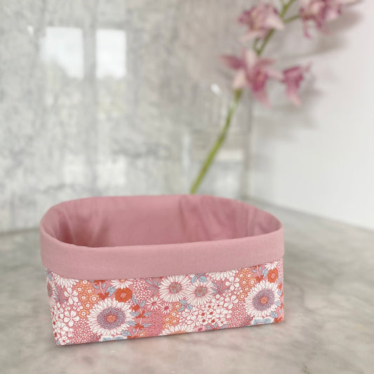 Gift box NZ | Empty gift box | New Zealand made products | Box for a gift | If you need a larger box for your gifts then here it is! Our larger size pink floral fabric box is the perfect choice! Handcrafted by Big Little Gift Box. Made from high-quality cotton fabric in a delightful pink floral design.